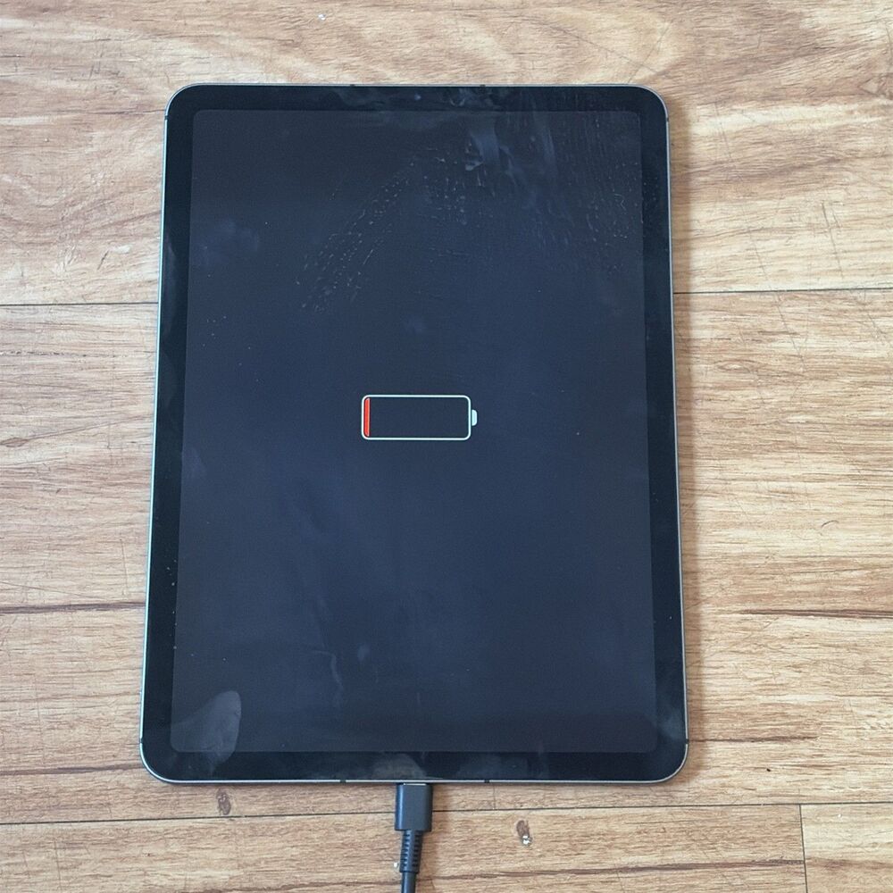 Apple iPad Air 4th Gen A2324 10.9” WiFi + Cell Tablet (Read)